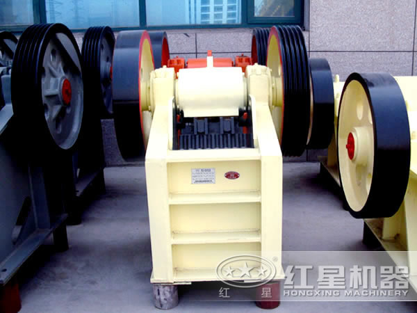 顎式破碎機(jī)